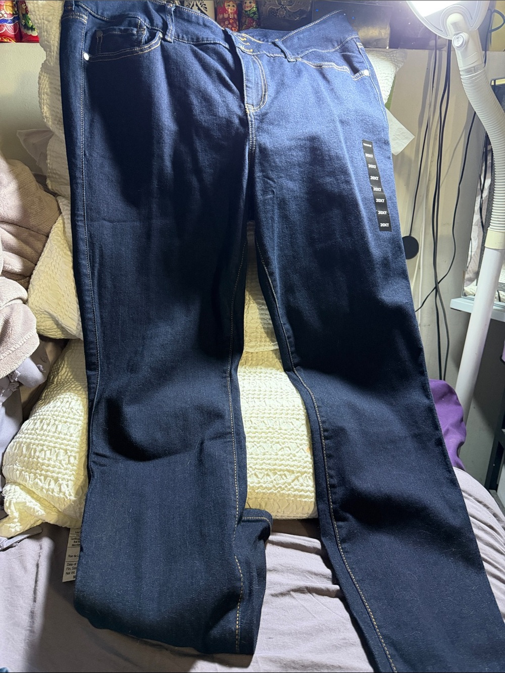 Torrid Bombshell skinny. Indigo Skinny Jeans with Contrast Stitching